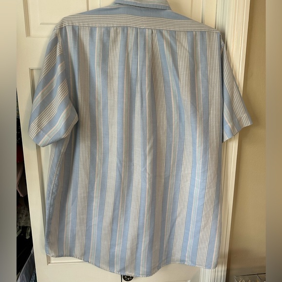 Men’s Knights of Roundtable Short Sleeve Striped Button Down Shirt Size Large - Picture 7 of 7